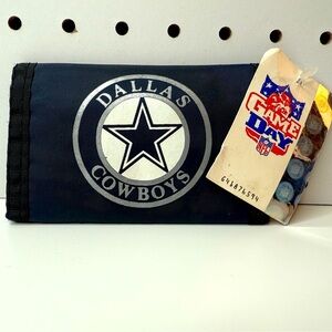 NFL Game Day Dallas Cowboys Nylon Tri-Fold Wallet Star Logo Vintage NWT Football
